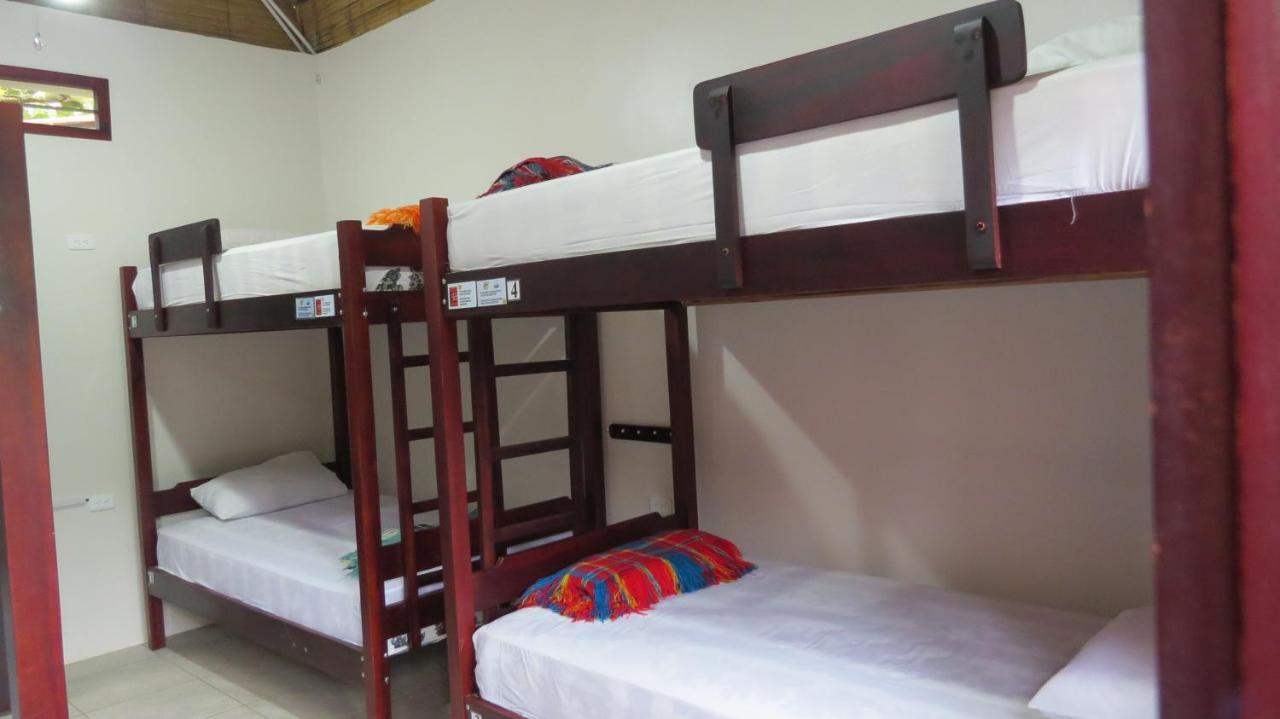 Esperanto Bed & Breakfast Surf Hostel Montañita Екстериор снимка