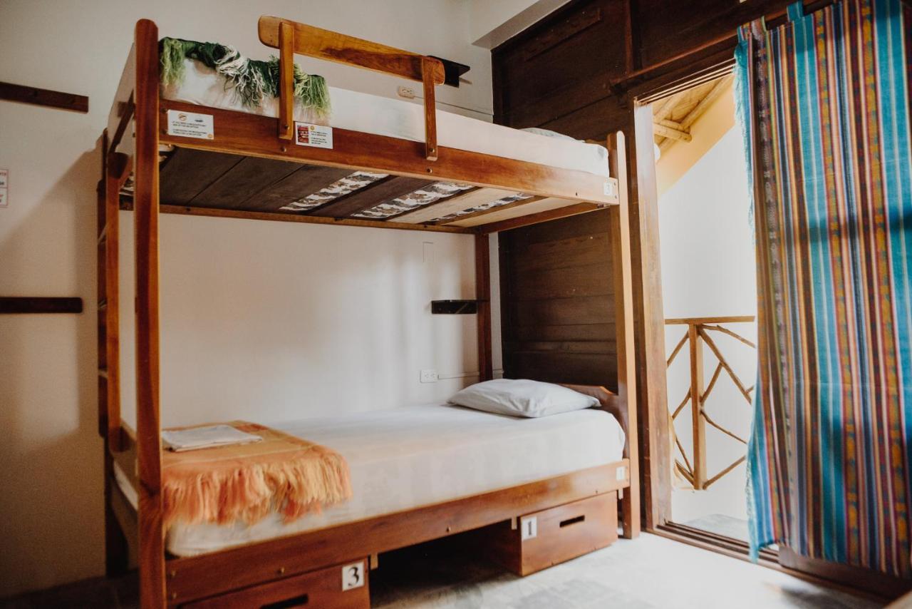 Esperanto Bed & Breakfast Surf Hostel Montañita Екстериор снимка