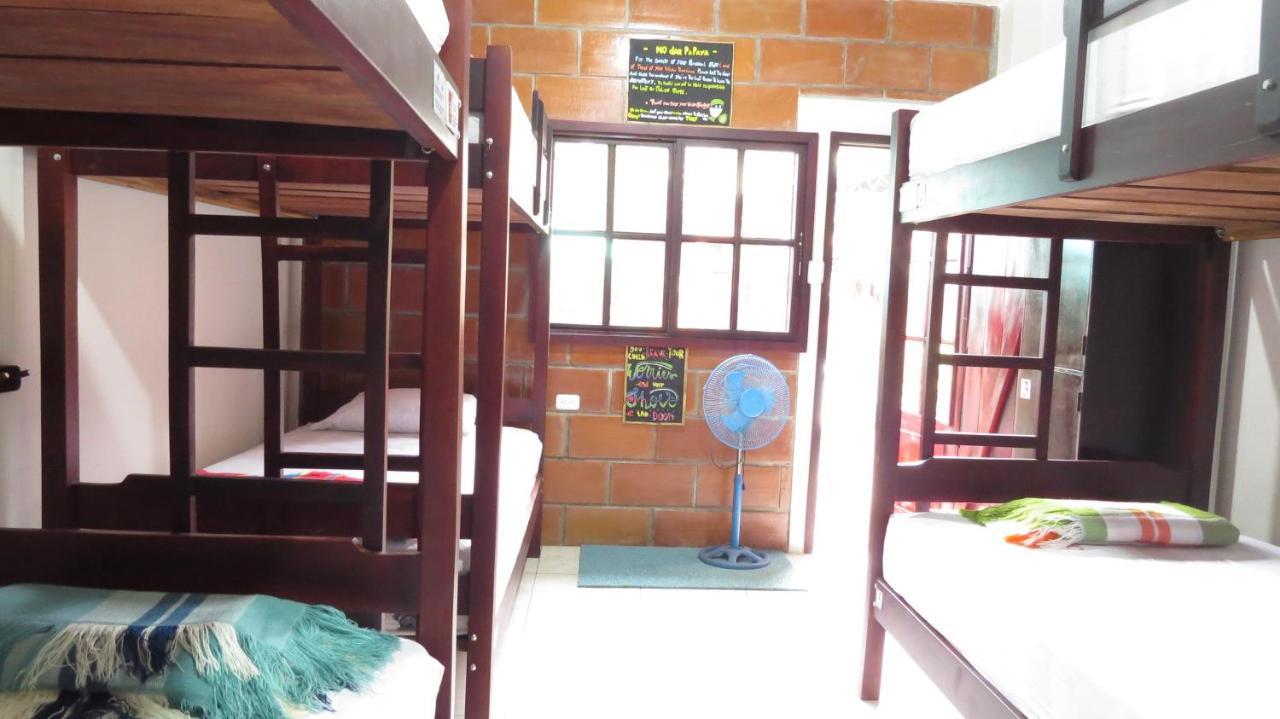 Esperanto Bed & Breakfast Surf Hostel Montañita Екстериор снимка