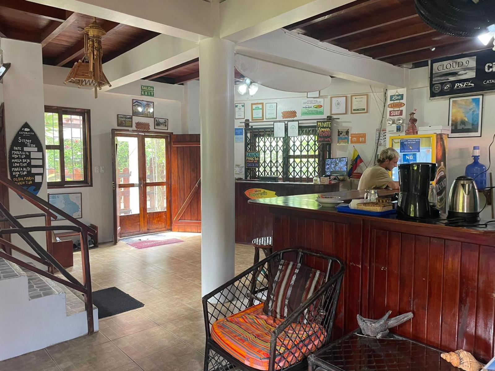 Esperanto Bed & Breakfast Surf Hostel Montañita Екстериор снимка